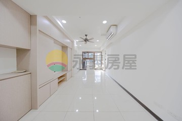 美術新天地『首排』國家公園★邊間三房平車｜高雄市左營區桃子園路