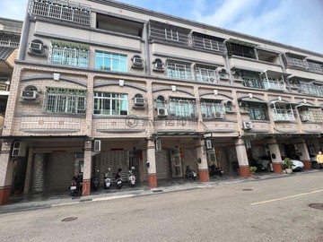 鳳甲鳳翔學區正街上騎樓透天｜高雄市鳳山區鳳燕二街