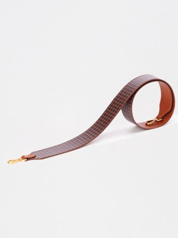 Wide Strap_Hound Check