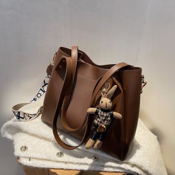 大容量春夏通勤單肩包包女包2025新款大學生上課包百搭斜挎托特包