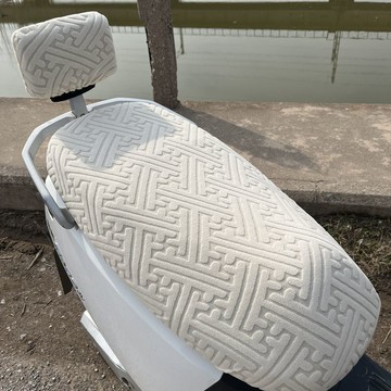 🔥臺灣出貨🔥電動車新款坐墊提花防曬隔熱電車座套電瓶車四季防滑通用座墊