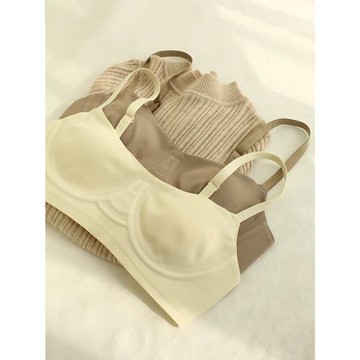 無痕一片式薄杯內衣女小胸微聚上托防下垂無鋼圈舒適軟支撐文胸