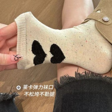 襪子女秋冬卡通植絨款中筒襪日係可愛學院風點子紗棉襪ins潮JK襪E559 OWZM