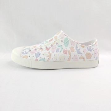 Native F00002339251 Jefferson Wanderfoam 女款 洞洞鞋 白/多彩