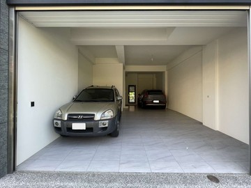 梓官全新未住#大面寬邊間#電梯三車透天別墅｜高雄市梓官區和平路