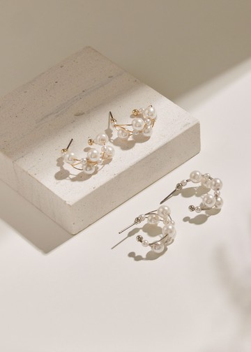 珍珠交錯枝枒．鋼針耳環