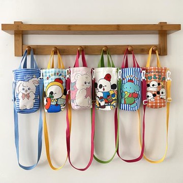 卡通斜挎手提袋子女 外出水杯袋保溫杯保護套 卡通兒童學生水壺袋