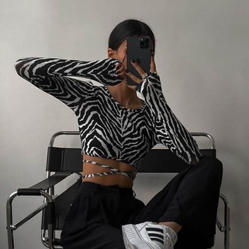 sexy Long sleeve lace-up shirt歐美風秋季新款露臍系帶露背上衣