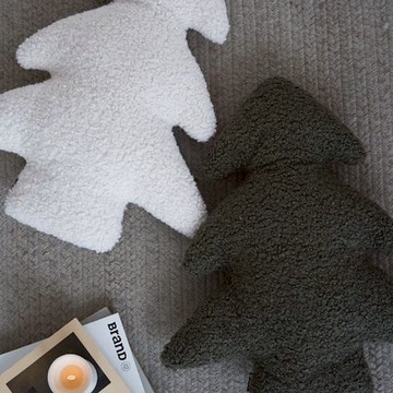【預購】聖誕雪松抱枕 Xmas Tree Cushion 擺飾枕頭靠枕 白色