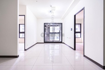 中科｜雲世紀｜中高樓層大兩房｜休旅車位｜台中市西屯區國安一路