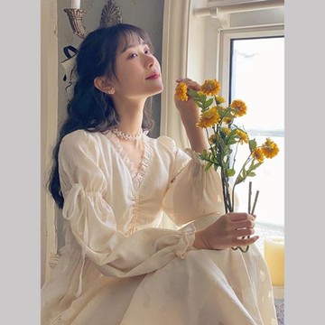 法式初戀迪士尼穿搭在逃公主連衣裙子甜美超仙女宴會生日小禮服冬