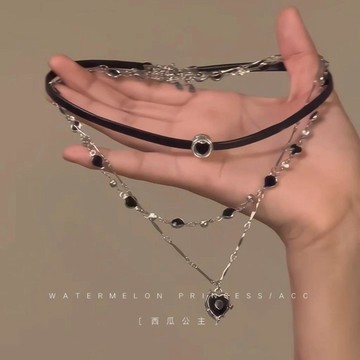 【Y2K愛心多層疊戴】項鍊 女 辣妹 甜酷 黑皮繩 鏈鎖骨鏈 choker 頸鍊 多層項鍊 疊戴項鍊 鎖骨鏈 頸鏈 愛心