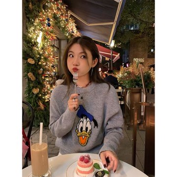 落落狷介今年流行的漂亮毛衣女灰色2025新款套頭純綿羊毛內搭上衣