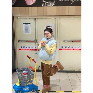 設計感格紋綁帶保暖棉服背心馬甲女款2025新款春季小個子夾棉襖子