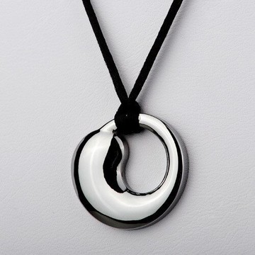 女士鎢金吊墜 小太極項墜墜 明星同款 超質感不褪色不磨損項鏈