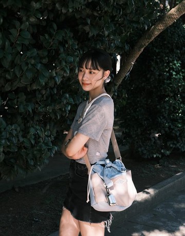 【DOUGHNUT】14吋 大水餃包 餃子包 側背包 斜背包-灰藍x米黃 MNS