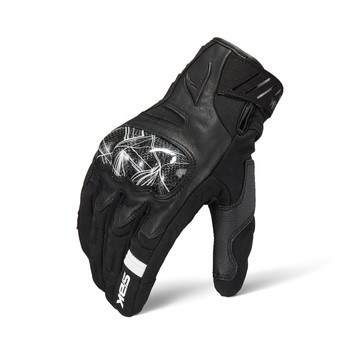 【雨天必備】SBKPLAY SK-2 PRO 黑白 防水防寒 碳纖護具防摔手套