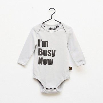 I'm busy now 有機棉包屁衣