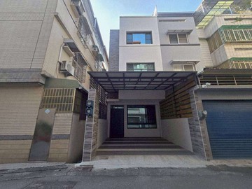 小港餐旅大學︱小邊間整新三樓透天住家｜高雄市小港區茂林街