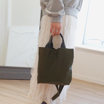 Miyansol 輕量皺皺迷你托特包(附背帶)-A.橄欖綠 可斜背可手提