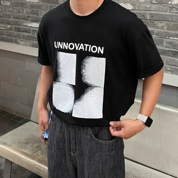 【AMERO】男女裝 圓領短袖T恤 幾何圖形印花 落肩款 五分袖 情侶裝