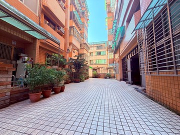 宜市宜商旁2+1房華廈~台灣房屋婕如~小豬｜宜蘭縣宜蘭市延平路