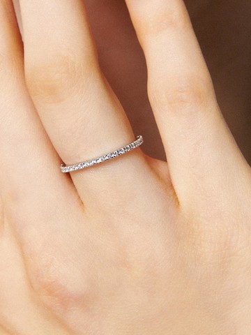 Sleek Pave Ring (Ir219) [Silver]