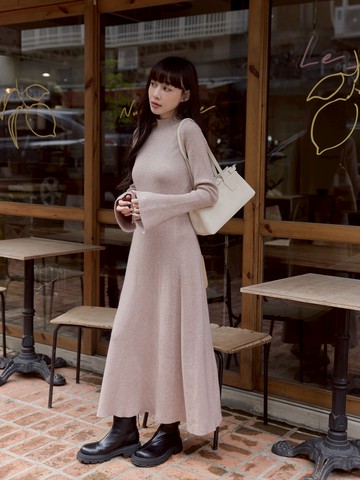 簡約小高領顯瘦針織長洋