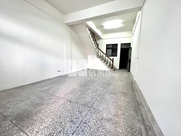 水湳經貿臨12米路透店｜台中市西屯區中康街