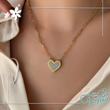 【伊飾童話】珍愛不忘 歐美撞色愛心鈦鋼鎖骨項鍊