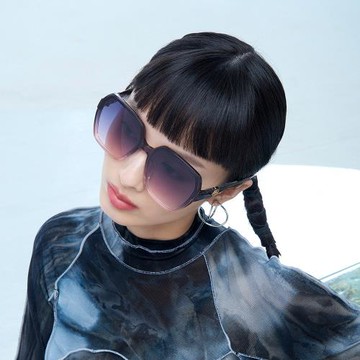 【MOLSION 陌森】多邊形膠框太陽眼鏡(MS5038-A50 漸層鏡片)