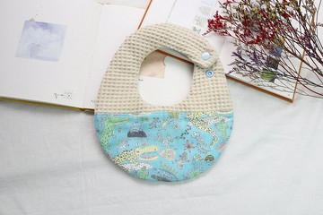 Hello baby系列。八重紗口水巾│圍兜:::鱷魚叢林