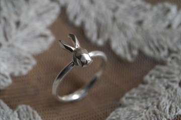 R87 925銀簡約幾何兔子戒指