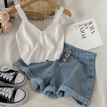 夏季辣妹吊帶套裝女新款小個子穿搭網紅炸街短褲兩件套洋氣