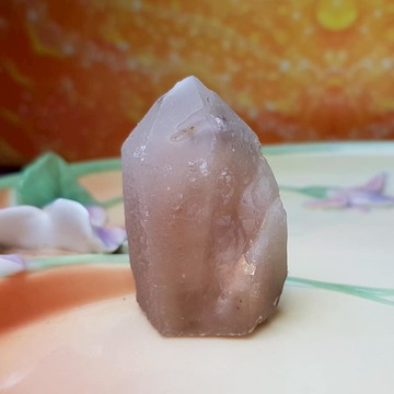 內蒙查皮丘效應水晶4號 ~這個水晶為切出查皮丘效應片的母體之一