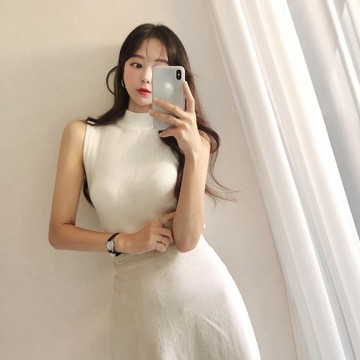 🇰🇷Korea韓國連線·正韓 小高領無袖針織背心 上衣 針織上衣 高領背心 高領上衣 背心 韓國代購 東大門