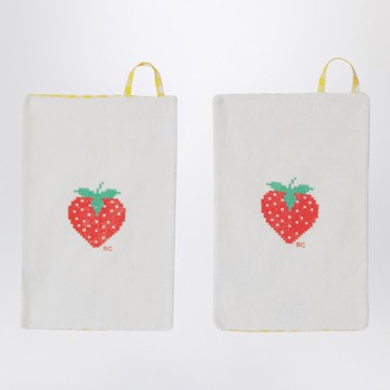 Set of two check-pattern washcloths with strawberry