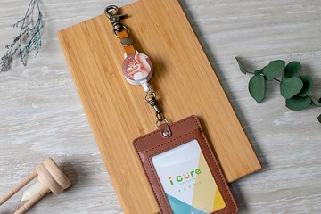 i好鉤 伸縮證件套組 -手繪風系列 / 松鼠_AVH20