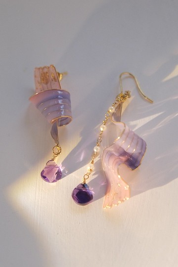 原創設計 / 雲卷 / 流雲 紫水晶 手工樹脂不對襯耳環耳夾/