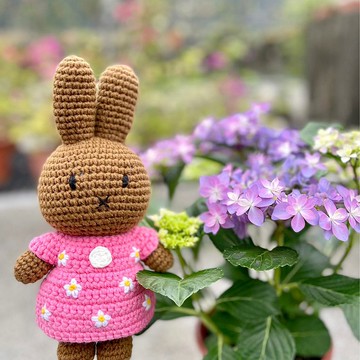 荷蘭 Just Dutch | Melanie 編織娃娃和她的桃紅色花朵洋裝