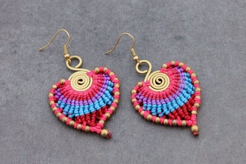 Macrame耳環粉紅色串珠編織螺旋彩虹銅黃銅吊墜