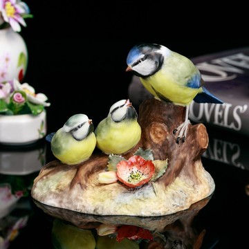 英國製 Royal Crown Derby 手繪藍山雀陶瓷雕塑鳥擺飾