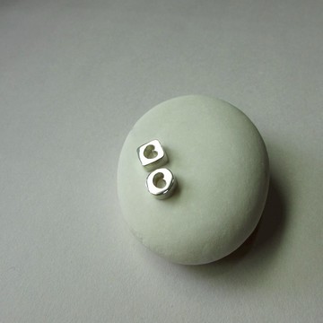 hearts earring_方圓心耳環 | 925純銀 限量 設計師手作
