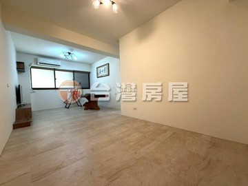 ✪宜蘭市三房車位華廈✪8年屋齡✪可立即入住｜宜蘭縣宜蘭市西門路