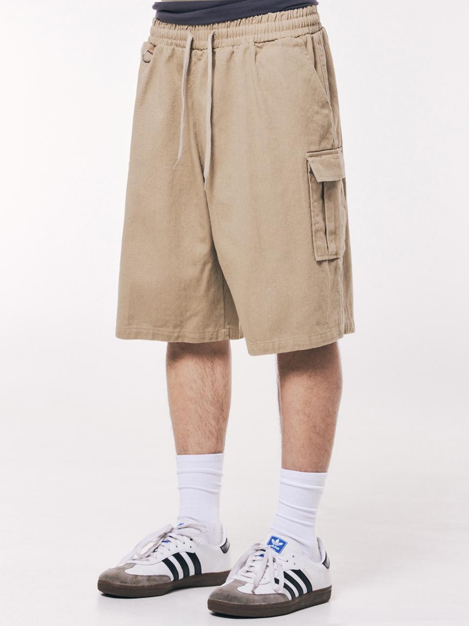 Cotton Denim Wide Cargo Half Pants_Beige