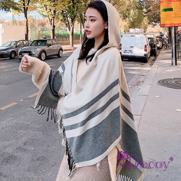 【Decoy】條紋流蘇＊歐美連帽加大保暖斗篷式披肩/米灰