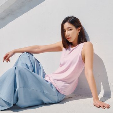 OB嚴選中大尺碼-涼感．冰牛奶絲美背交叉運動背心《KS1023》