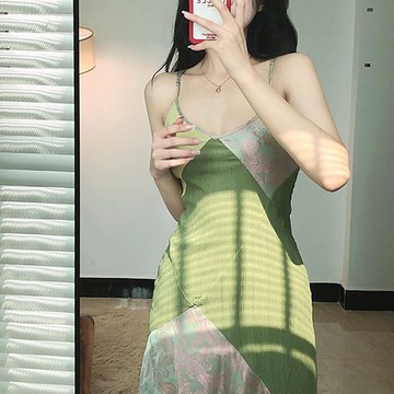 性感驚艷長款拼接吊帶連衣裙女小眾高級設計感2022春夏季新款氣質