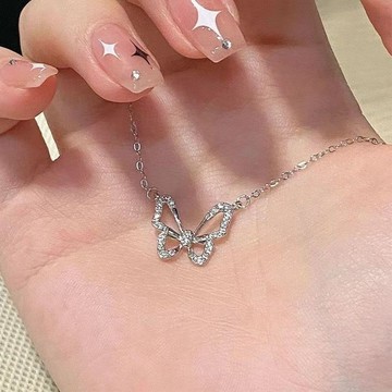 臺灣現/🎀項鏈小眾 吊墜滿鑽蝴蝶項鍊女ins學生小衆高級感輕奢設計感百搭鎖骨鏈鈦鋼頸鍊