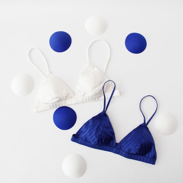 23年3月新款大露背緞面胸罩小胸三角杯內衣桑蠶絲透氣速乾親膚軟濡滑爽，薄款法式內衣夏季真絲 恭